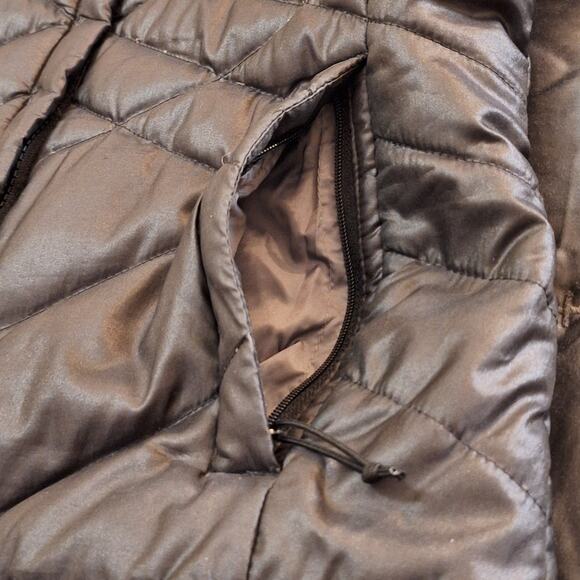 The North Face Puffer Vests Women's XS Grey Metallic Goose Down Outdoor Gorpcore - Picture 3 of 11